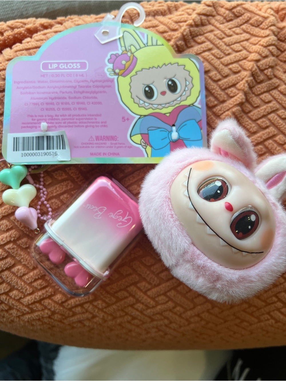 Gege Bear Pink Gradient Lip Gloss & Wakuku Plush Keychain - Picture 4 of 4